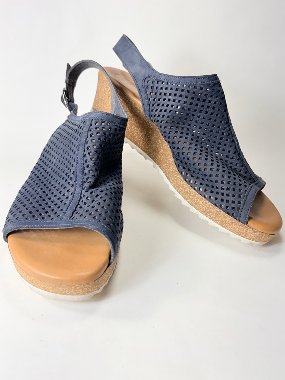 Paul Green Navy Blue Perforated Slingback Wedge Sandals Super Soft 5 1/2